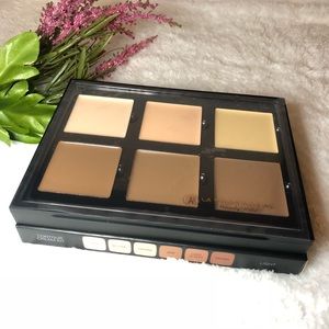 🚨SALE🚨 🆕 Brand New ABH Light Contour Cream Kit